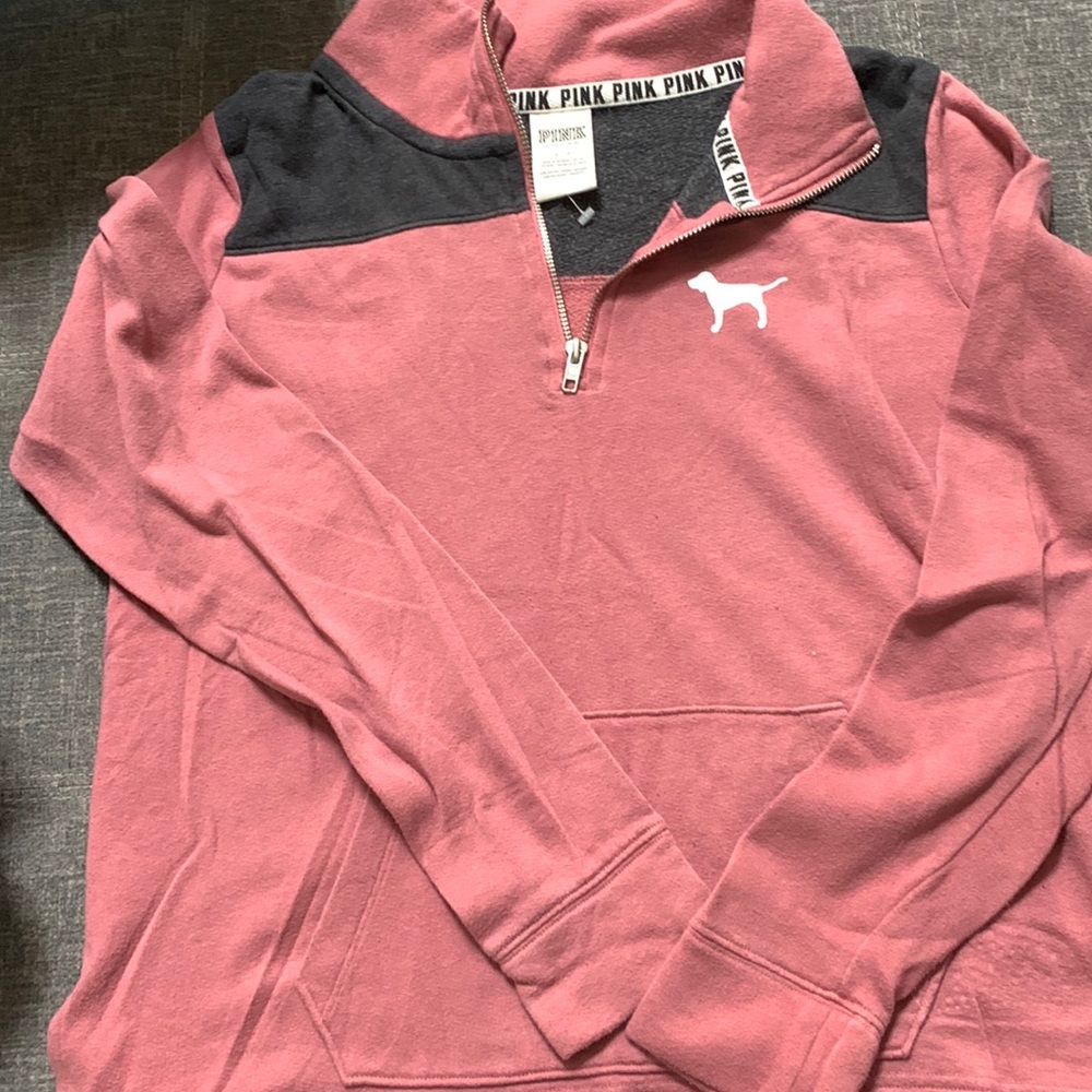 Women’s Victoria Secret Pink Swearshirt